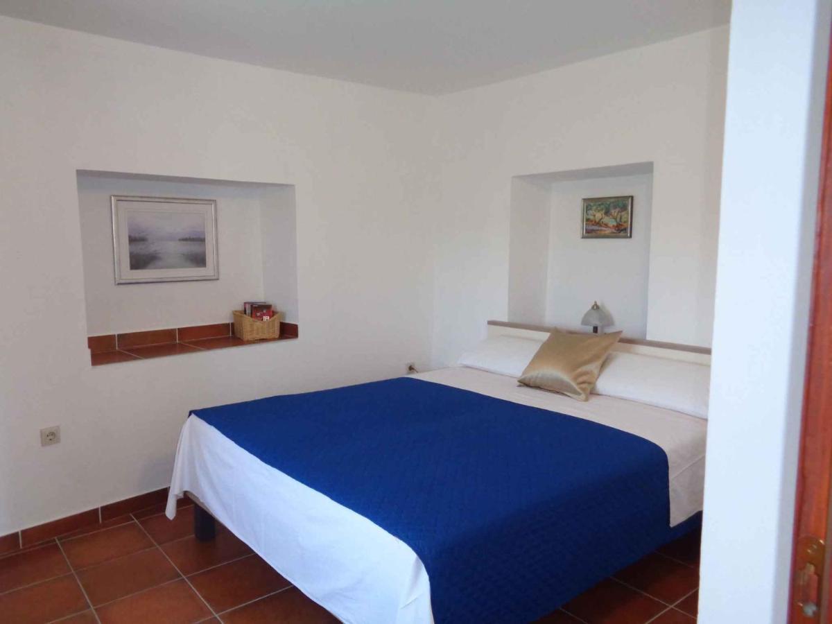 Apartments In Lopar - Insel Rab 40853 Стая снимка